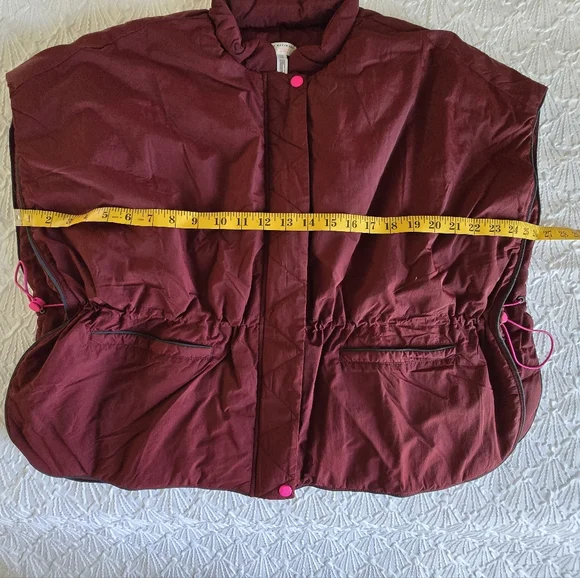 Fee People FP Movement Red Reflective Poncho Fits All NWT - Picture 4 of 10